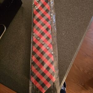 Stylish Red and Black Checkered Men's Tie